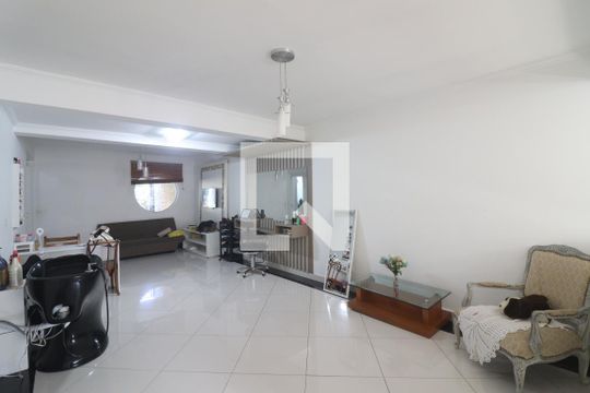 Sala de casa à venda com 2 quartos, 150m² em Jardim São Paulo, São Paulo