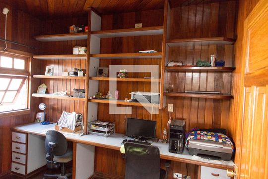 Escritório de casa para alugar com 4 quartos, 250m² em Conceição, Diadema