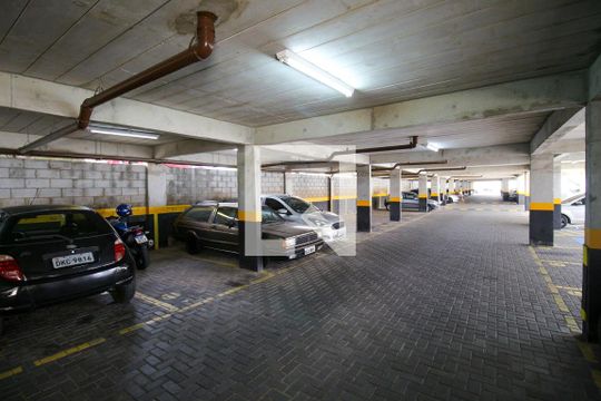 Área comum / Estacionamento de apartamento à venda com 2 quartos, 52m² em Fazenda Aricanduva, São Paulo