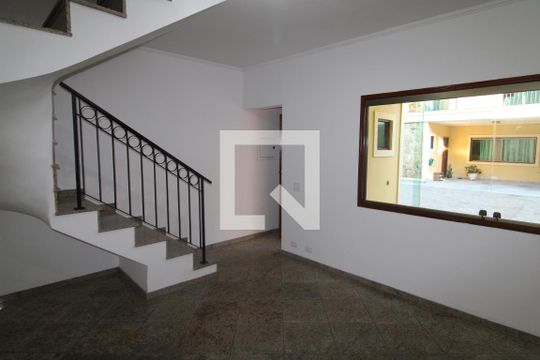 Sala de casa de condomínio para alugar com 3 quartos, 130m² em Vila Santos, São Paulo