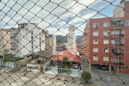 Varanda de apartamento para alugar com 3 quartos, 100m² em Balneário Cidade Atlântica, Guarujá