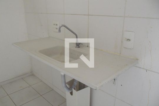 Cozinha de apartamento para alugar com 1 quarto, 40m² em Del Castilho, Rio de Janeiro