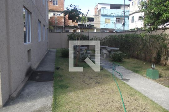 Área comum de apartamento para alugar com 1 quarto, 40m² em Del Castilho, Rio de Janeiro