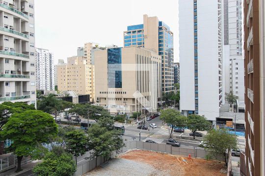 Vista da Varanda de kitnet/studio à venda com 1 quarto, 28m² em Moema, São Paulo