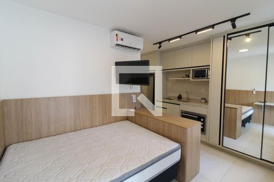 Kitnet/Studio à venda com 1 quarto, 28m² em Moema, São Paulo