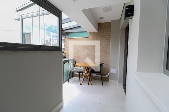 Varanda de kitnet/studio à venda com 1 quarto, 28m² em Moema, São Paulo