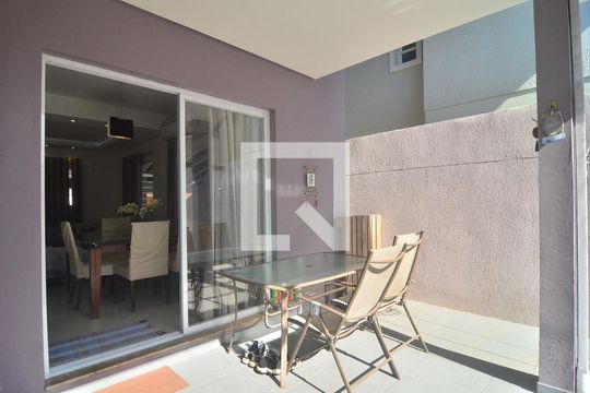 Área comum de casa de condomínio à venda com 3 quartos, 122m² em Harmonia, Canoas