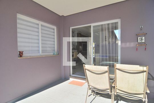 Área comum de casa de condomínio à venda com 3 quartos, 122m² em Harmonia, Canoas