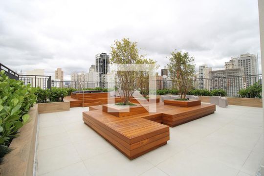 Área comum - Terraço  de kitnet/studio para alugar com 1 quarto, 24m² em Perdizes, São Paulo
