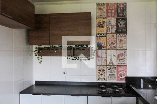 Cozinha de apartamento para alugar com 1 quarto, 27m² em Conjunto Habitacional Teotonio Vilela, São Paulo