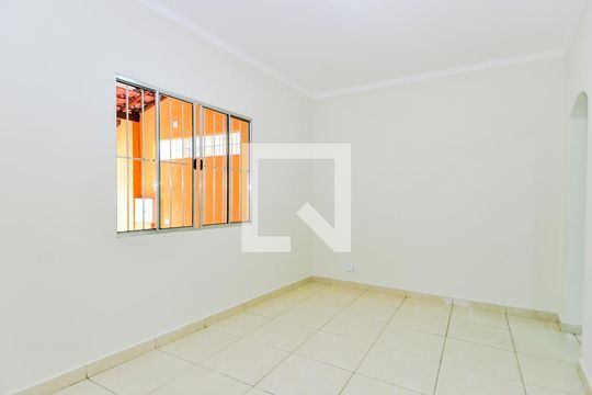 Sala de casa para alugar com 2 quartos, 100m² em Jardim Artidoro, Guarulhos