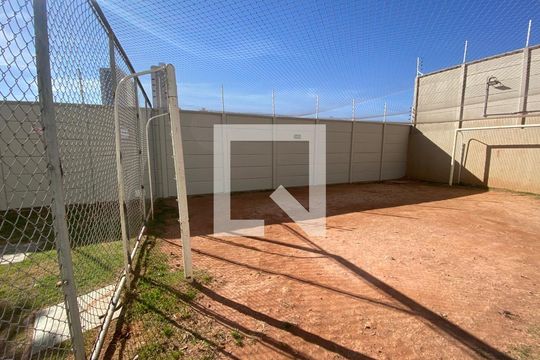 Quadra de apartamento para alugar com 2 quartos, 47m² em Jardim Maria Luiza, Osasco