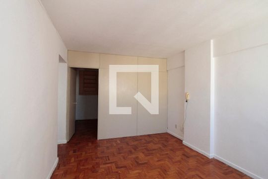 Quarto de apartamento para alugar com 1 quarto, 40m² em Santa Efigênia, São Paulo