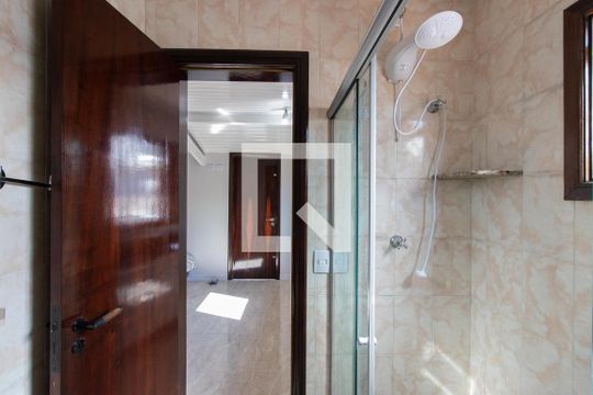 Banheiro de kitnet/studio para alugar com 1 quarto, 30m² em Jardim Japão, São Paulo