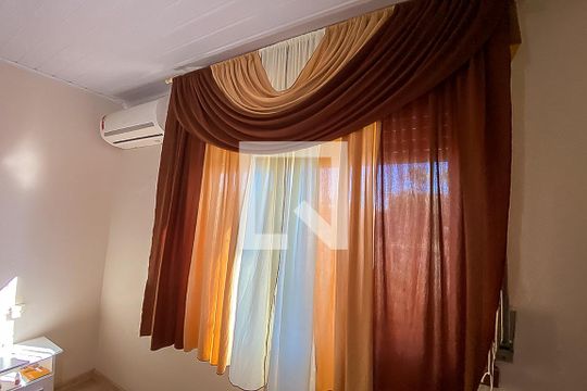 Quarto 1 de casa para alugar com 2 quartos, 80m² em Guarani, Novo Hamburgo