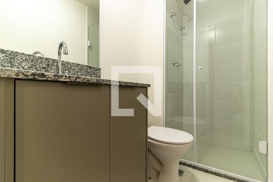 Banheiro de kitnet/studio à venda com 1 quarto, 24m² em Vila Buarque, São Paulo