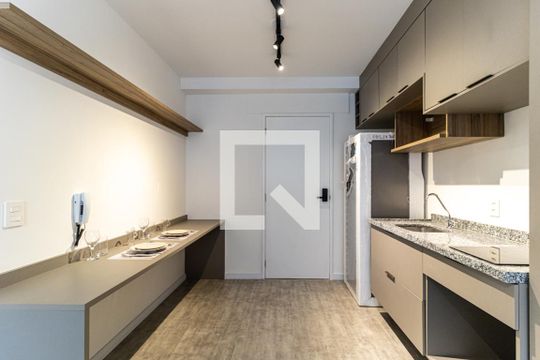 Cozinha de kitnet/studio à venda com 1 quarto, 24m² em Vila Buarque, São Paulo