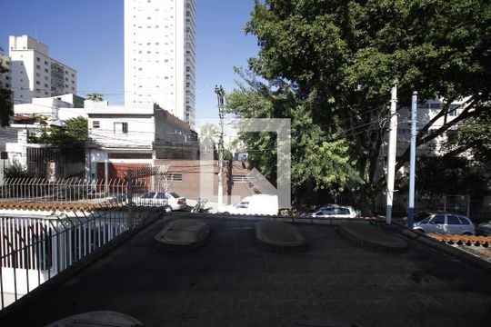 Vista de casa à venda com 3 quartos, 161m² em Nova Klabim , São Paulo