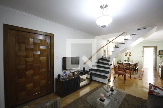 Casa à venda com 3 quartos, 161m² em Nova Klabim , São Paulo