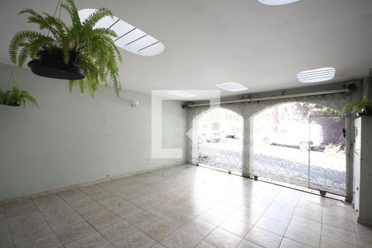 Garagem de casa à venda com 3 quartos, 161m² em Nova Klabim , São Paulo