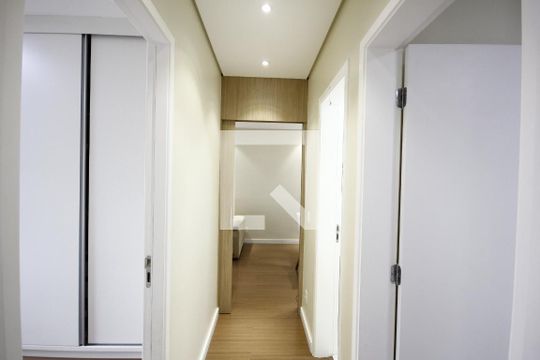 Corredor de apartamento à venda com 3 quartos, 82m² em Vila Mariana, São Paulo