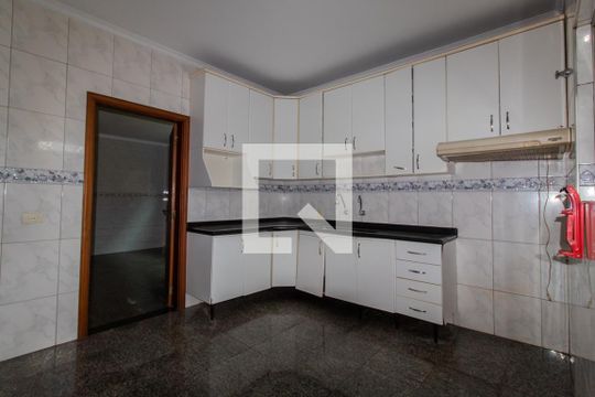 Cozinha de casa à venda com 3 quartos, 400m² em Jardim Guedala, São Paulo