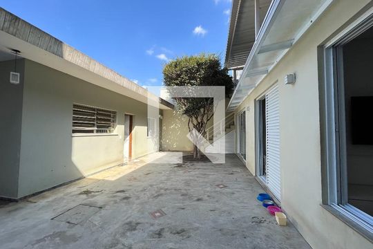 Área externa de casa à venda com 5 quartos, 310m² em Jardim Oriental, São Paulo