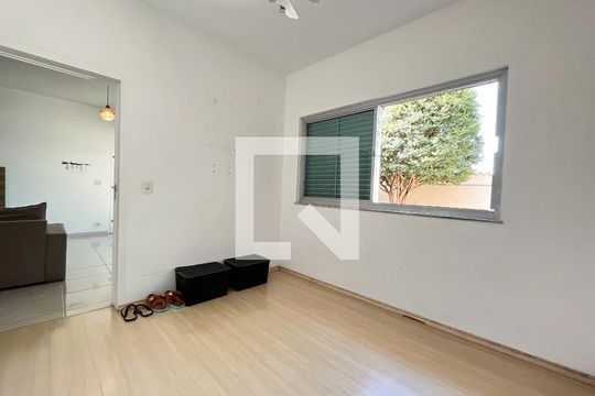 Quarto 1 de casa à venda com 5 quartos, 310m² em Jardim Oriental, São Paulo