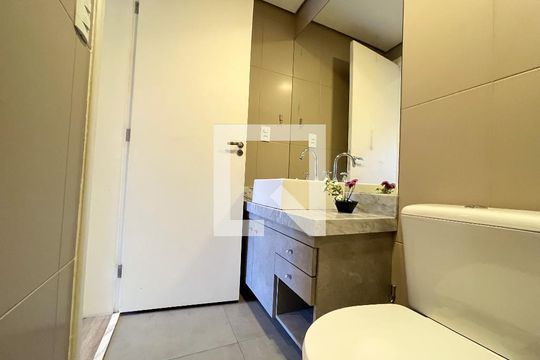 Banheiro 2 de casa à venda com 5 quartos, 310m² em Jardim Oriental, São Paulo