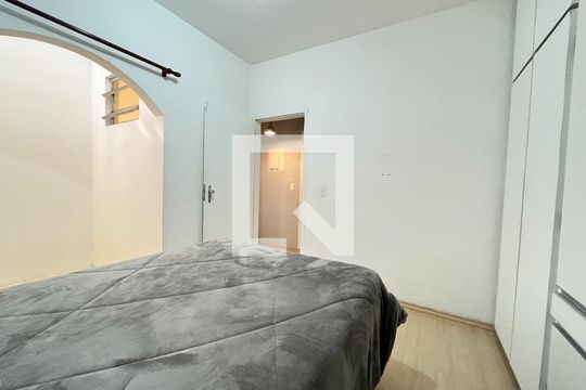 Quarto 2 de casa à venda com 5 quartos, 310m² em Jardim Oriental, São Paulo