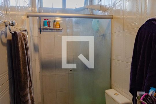 Banheiro da Suíte de apartamento para alugar com 3 quartos, 105m² em Barra, Salvador