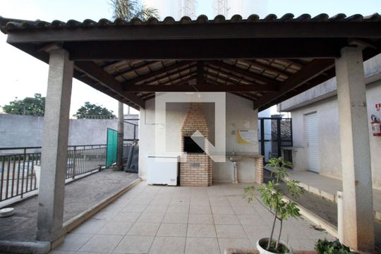 Área comum de apartamento para alugar com 3 quartos, 58m² em Jardim Maria Eugenia, Sorocaba
