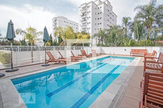 Piscina  de apartamento para alugar com 1 quarto, 35m² em Campo Belo, São Paulo