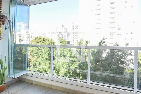 Varanda  de apartamento para alugar com 1 quarto, 35m² em Campo Belo, São Paulo