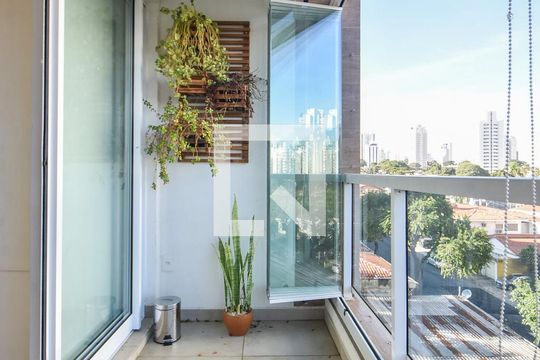 Varanda  de apartamento para alugar com 1 quarto, 35m² em Campo Belo, São Paulo