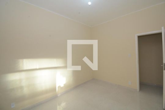 Quarto de casa de condomínio para alugar com 1 quarto, 50m² em Vila da Penha, Rio de Janeiro