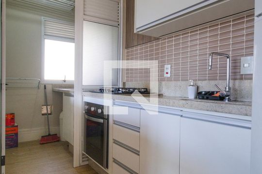 Cozinha de apartamento para alugar com 1 quarto, 42m² em Jardim Vila Mariana, São Paulo