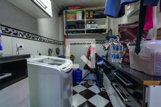 Área de Serviço de casa à venda com 3 quartos, 235m² em Taboão, São Bernardo do Campo