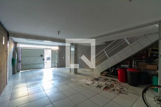 Garagem de casa à venda com 3 quartos, 235m² em Taboão, São Bernardo do Campo