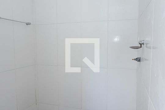 Banheiro de casa para alugar com 2 quartos, 50m² em Casa Verde Média, São Paulo
