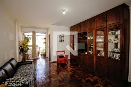 Apartamento à venda com 2 quartos, 109m² em Lagoinha, Belo Horizonte