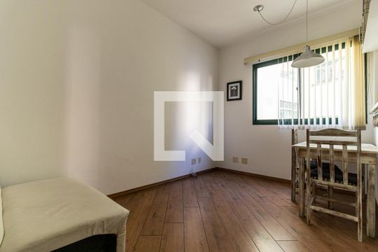 Sala de apartamento para alugar com 1 quarto, 33m² em Consolação, São Paulo