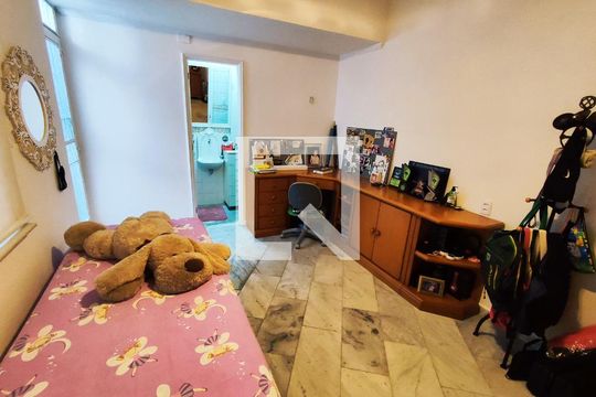 Suíte de casa de condomínio à venda com 4 quartos, 300m² em Lins de Vasconcelos, Rio de Janeiro