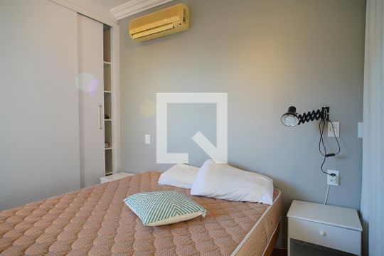 Quarto de apartamento para alugar com 1 quarto, 55m² em Independência, Porto Alegre
