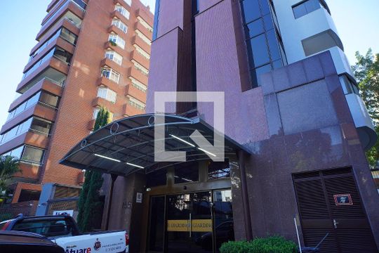 Fachada de apartamento para alugar com 1 quarto, 55m² em Independência, Porto Alegre