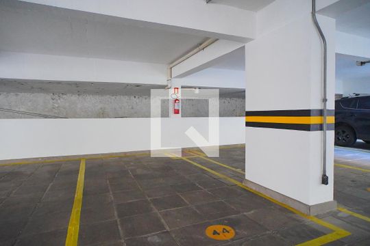Garagem de apartamento para alugar com 1 quarto, 55m² em Independência, Porto Alegre
