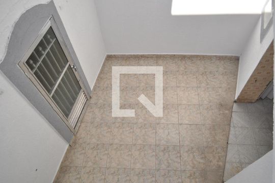 Quintal de casa à venda com 3 quartos, 125m² em Vila Nova Mazzei, São Paulo