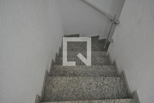 Escada de casa à venda com 3 quartos, 125m² em Vila Nova Mazzei, São Paulo