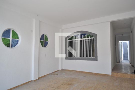 Garagem de casa à venda com 3 quartos, 125m² em Vila Nova Mazzei, São Paulo