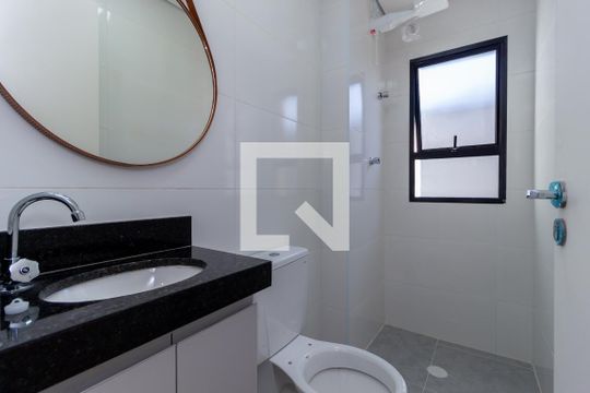 Banheiro de apartamento à venda com 1 quarto, 26m² em Vila Prudente, São Paulo